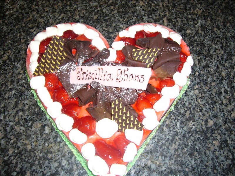 Gateau Coeur Anniversaire